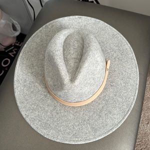 Grey trendy hat